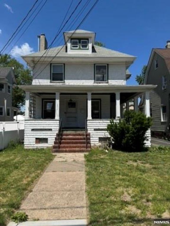 202 Berry Street, Hackensack, NJ 07601