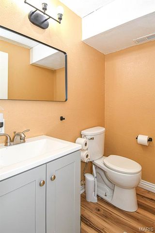 5408 Gloucester Road, High Ridge, MO 63049