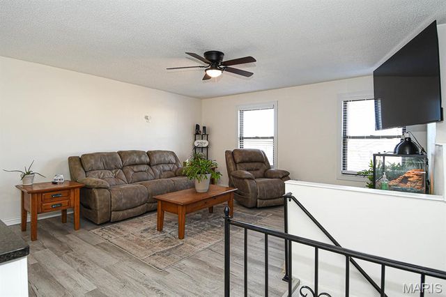 5408 Gloucester Road, High Ridge, MO 63049