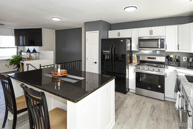 5408 Gloucester Road, High Ridge, MO 63049