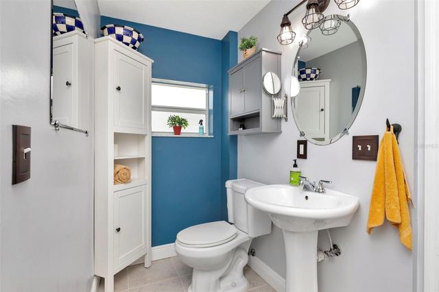 4830 3RD AVENUE N, St Petersburg, FL 33713