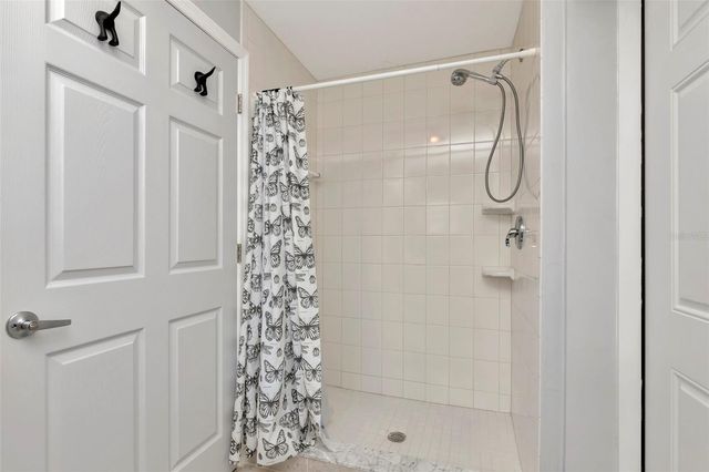 4830 3RD AVENUE N, St Petersburg, FL 33713