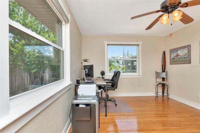 4830 3RD AVENUE N, St Petersburg, FL 33713