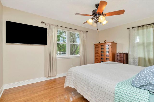 4830 3RD AVENUE N, St Petersburg, FL 33713