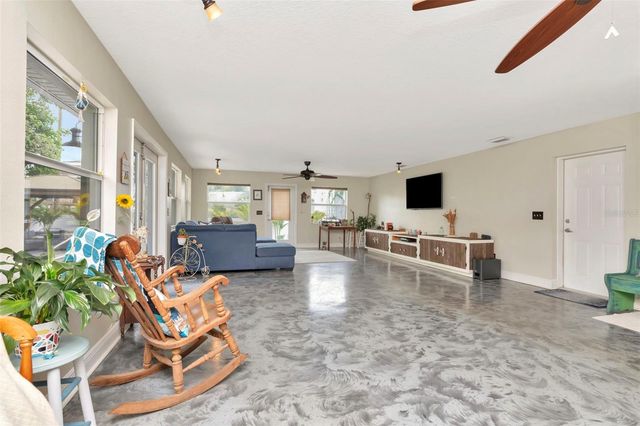 4830 3RD AVENUE N, St Petersburg, FL 33713