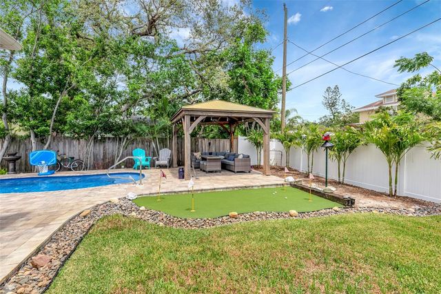 4830 3RD AVENUE N, St Petersburg, FL 33713