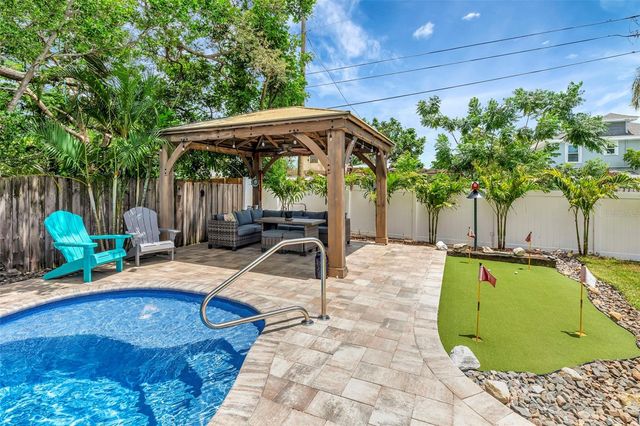 4830 3RD AVENUE N, St Petersburg, FL 33713