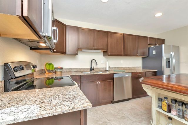 4830 3RD AVENUE N, St Petersburg, FL 33713