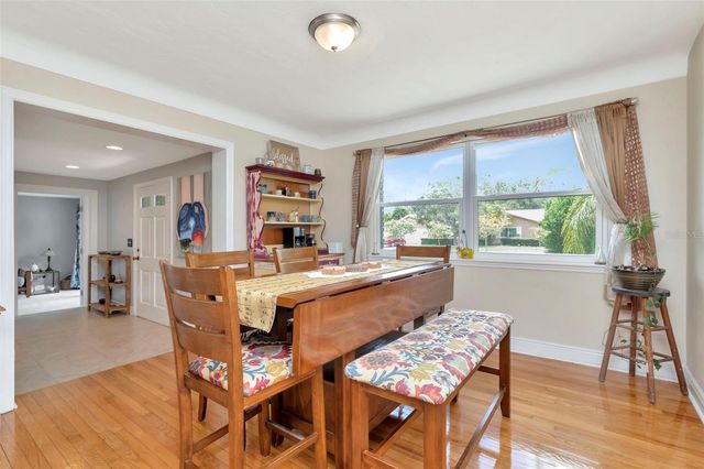 4830 3RD AVENUE N, St Petersburg, FL 33713