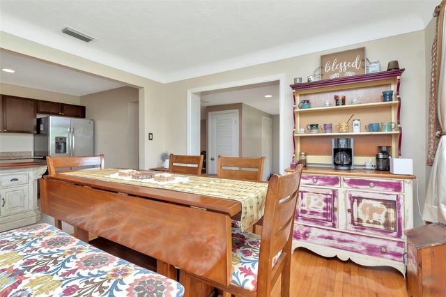 4830 3RD AVENUE N, St Petersburg, FL 33713