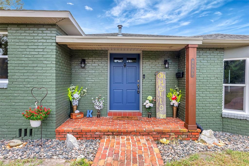 4830 3RD AVENUE N, St Petersburg, FL 33713