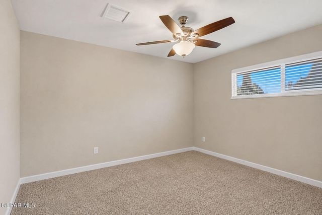 5425 ROCKWOOD Road, El Paso, TX 79932