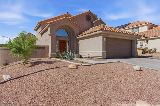 8301 Classic Villa Court, Las Vegas, NV 89128