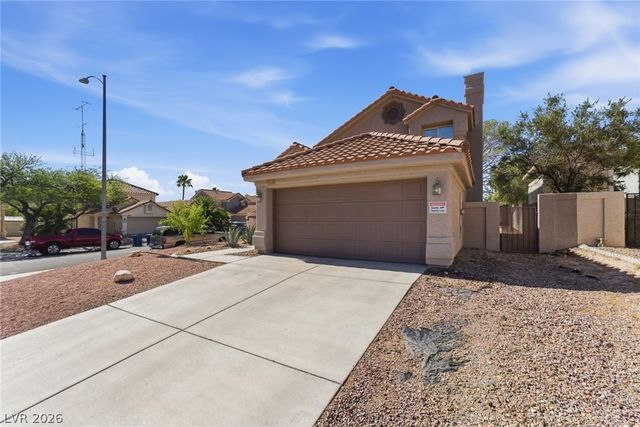 8301 Classic Villa Court, Las Vegas, NV 89128