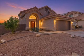 8301 Classic Villa Court, Las Vegas, NV 89128