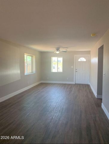 1656 E INDIANOLA Avenue, Phoenix, AZ 85016