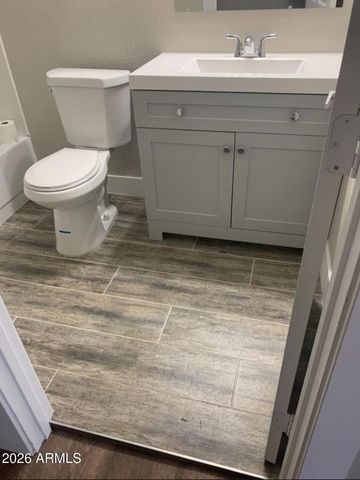 1656 E INDIANOLA Avenue, Phoenix, AZ 85016