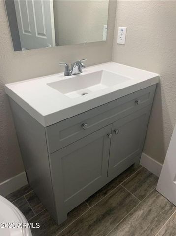 1656 E INDIANOLA Avenue, Phoenix, AZ 85016