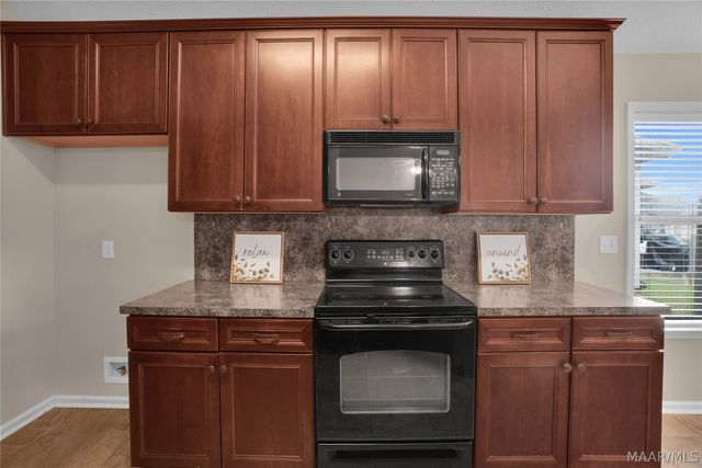 10449 DUNCANNON Trail, Montgomery, AL 36117
