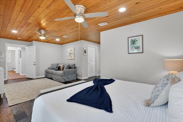 317 N BAY BOULEVARD, Anna Maria, FL 34216