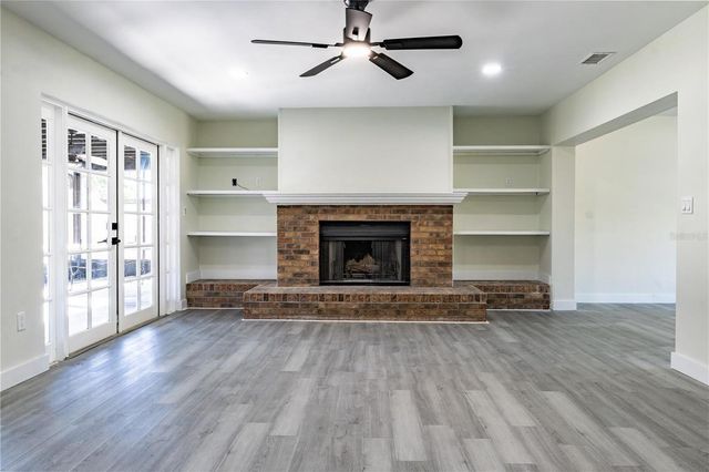 9209 KINGSRIDGE DRIVE, Temple Terrace, FL 33637