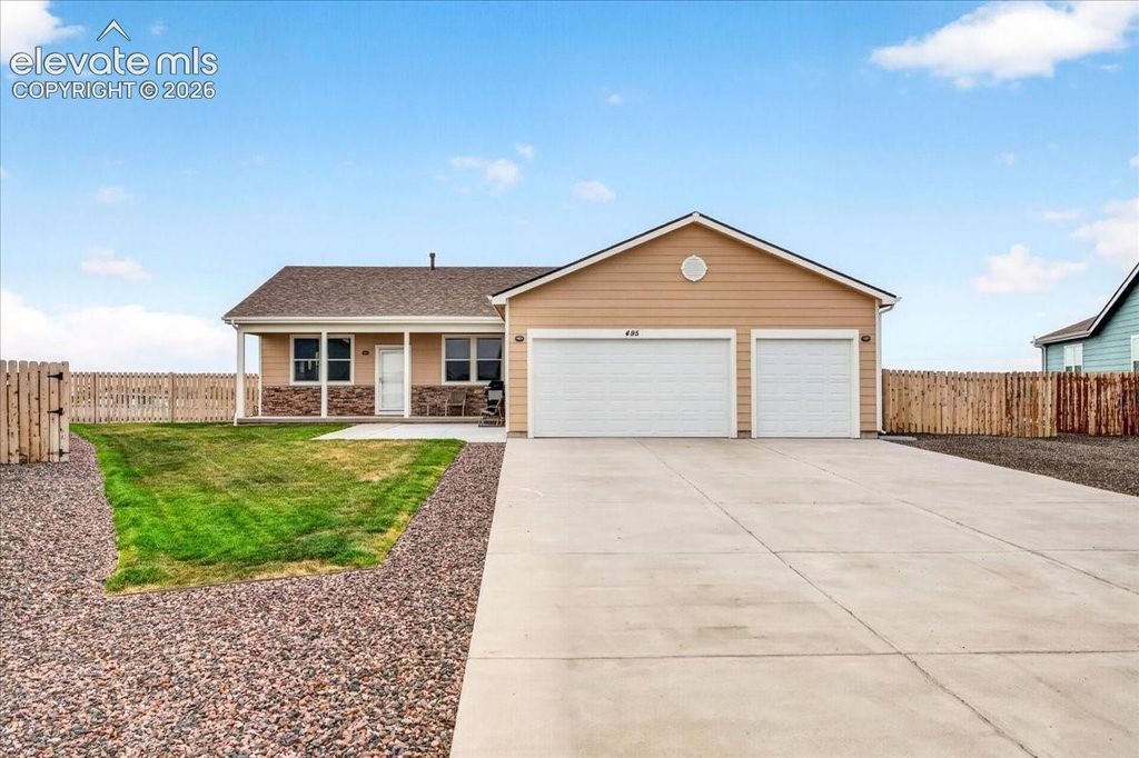 495 S 2nd Avenue, Deer Trail, CO 80105 — exterior