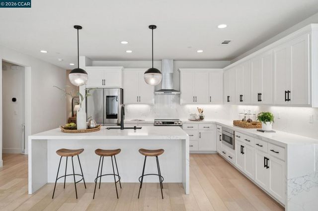 5549 Promontory Way, Antioch, CA 94531