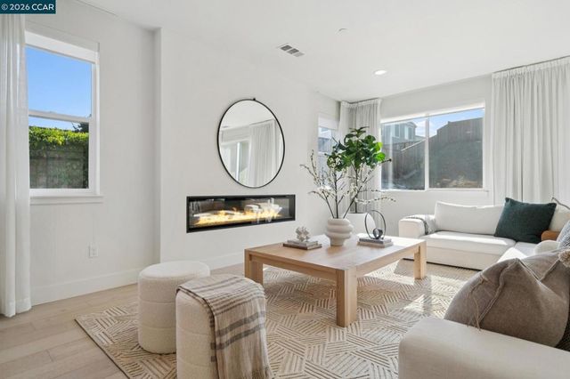 5549 Promontory Way, Antioch, CA 94531