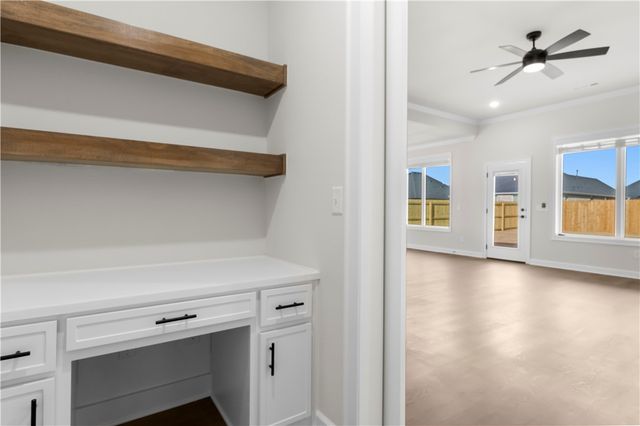 1912 Farmer Street, Pea Ridge, AR 72751