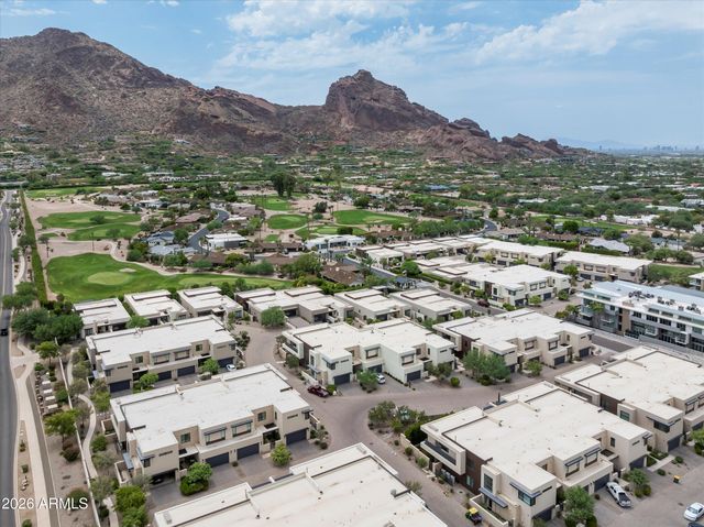 5572 E STELLA Lane, Paradise Valley, AZ 85253