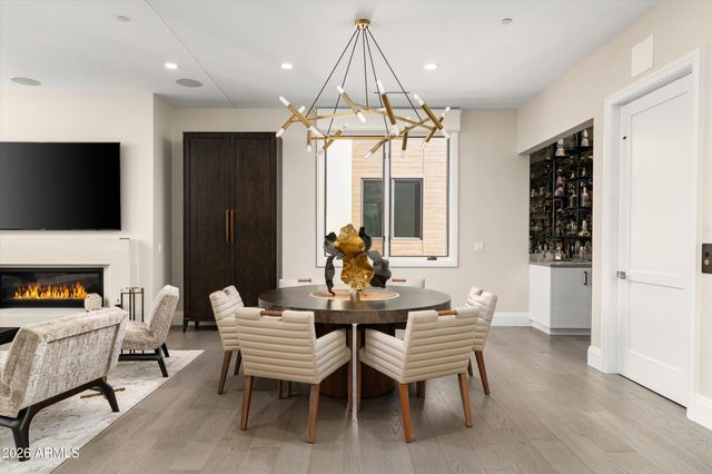 5572 E STELLA Lane, Paradise Valley, AZ 85253