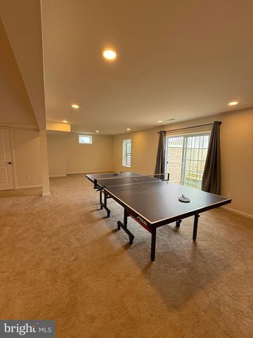 4576 MIDLAND RD, Midland, VA 22728
