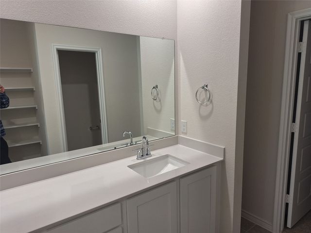 10017 Deposit Drive, Aubrey, TX 76227