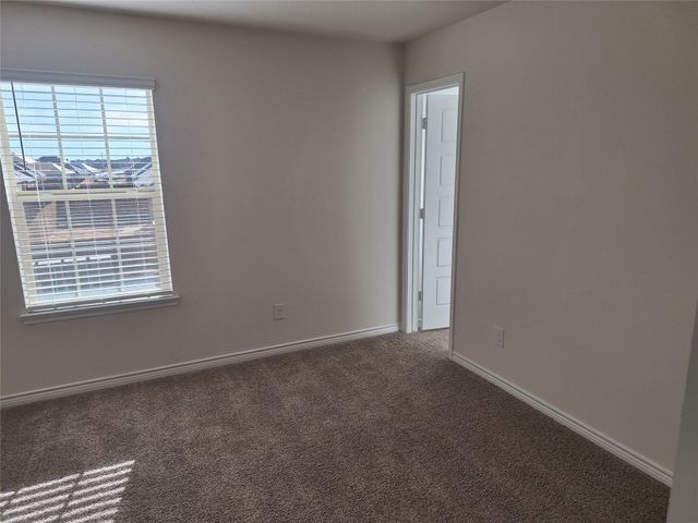 10017 Deposit Drive, Aubrey, TX 76227