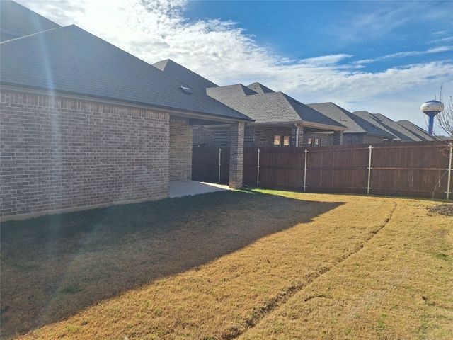 10017 Deposit Drive, Aubrey, TX 76227