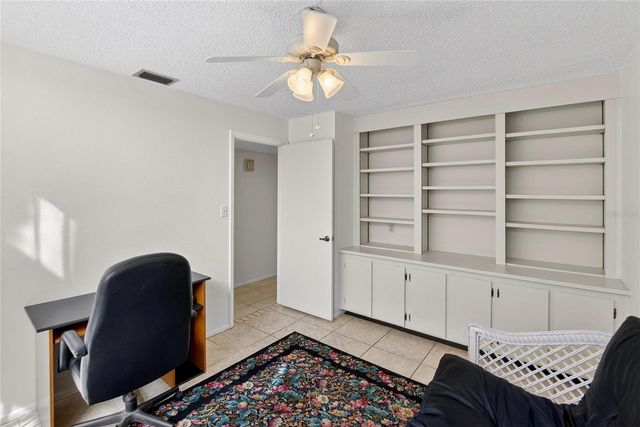 105 N CAPRI COURT N, Plant City, FL 33566