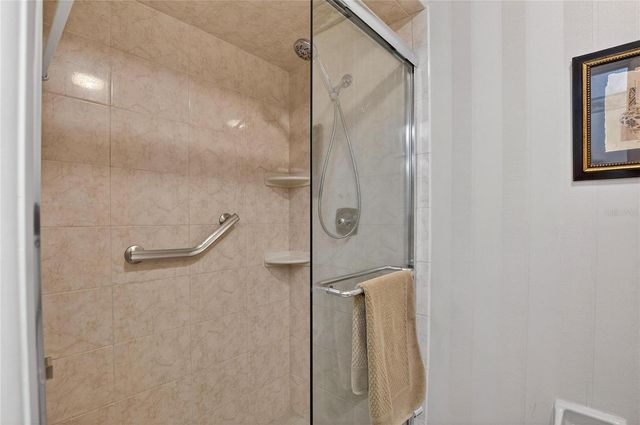 105 N CAPRI COURT N, Plant City, FL 33566