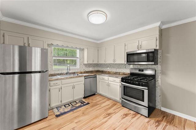 47 Cherokee Boulevard, Toccoa, GA 30577