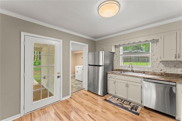 47 Cherokee Boulevard, Toccoa, GA 30577
