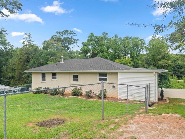 47 Cherokee Boulevard, Toccoa, GA 30577
