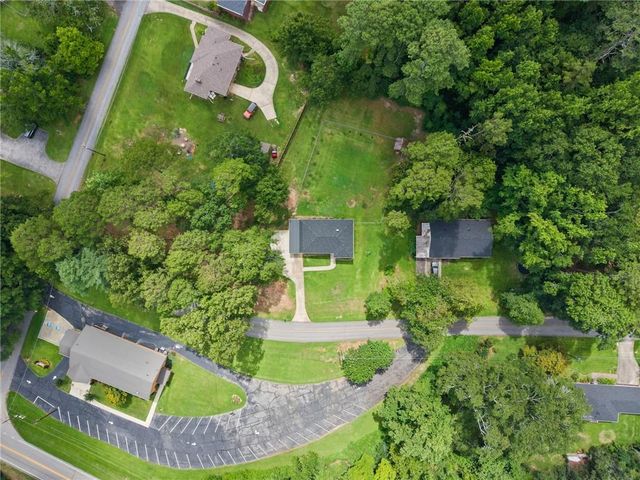 47 Cherokee Boulevard, Toccoa, GA 30577