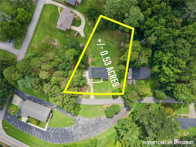47 Cherokee Boulevard, Toccoa, GA 30577