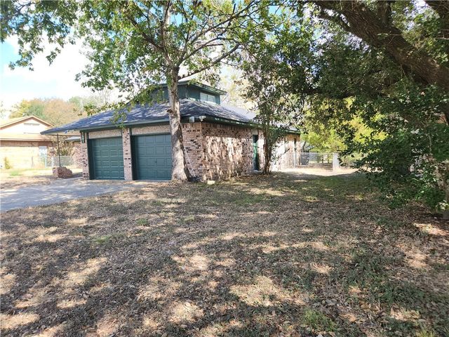 1601 Langford Street, College Station, TX 77840