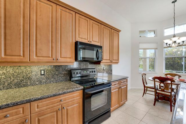 9486 Vercelli Street, Lake Worth, FL 33467