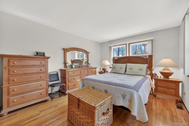 32 Sachson Place, Wappingers Falls, NY 12590