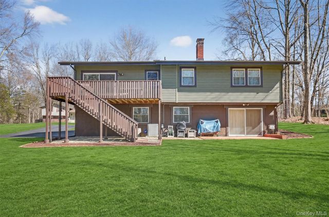 32 Sachson Place, Wappingers Falls, NY 12590