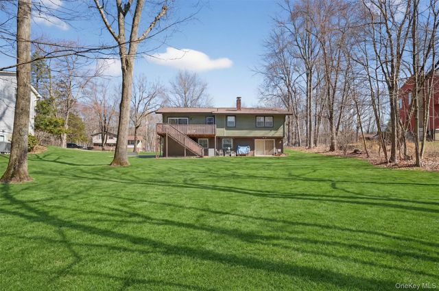 32 Sachson Place, Wappingers Falls, NY 12590