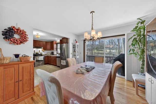 32 Sachson Place, Wappingers Falls, NY 12590