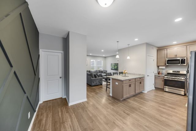 11811 Rhode Island Street, Crown Point, IN 46307