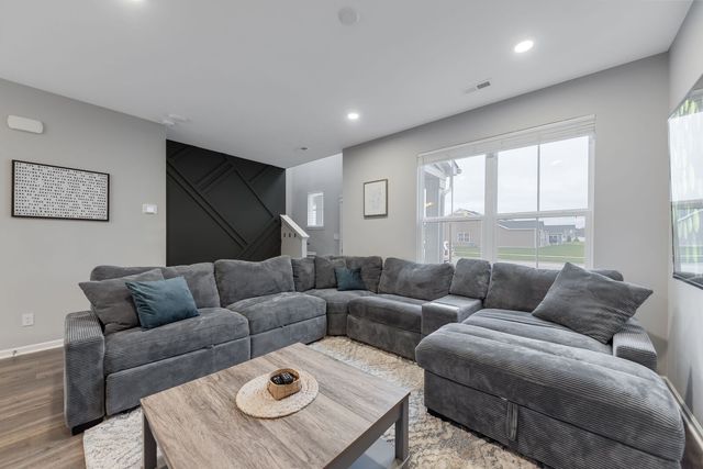 11811 Rhode Island Street, Crown Point, IN 46307